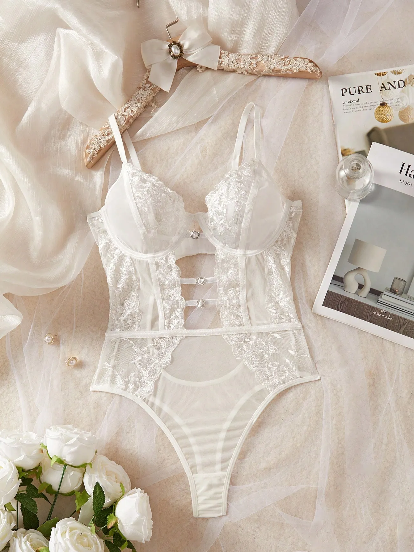 Seduluxe Body femme en maille transparente avec broderie florale – Lingerie élégante - Blanc
