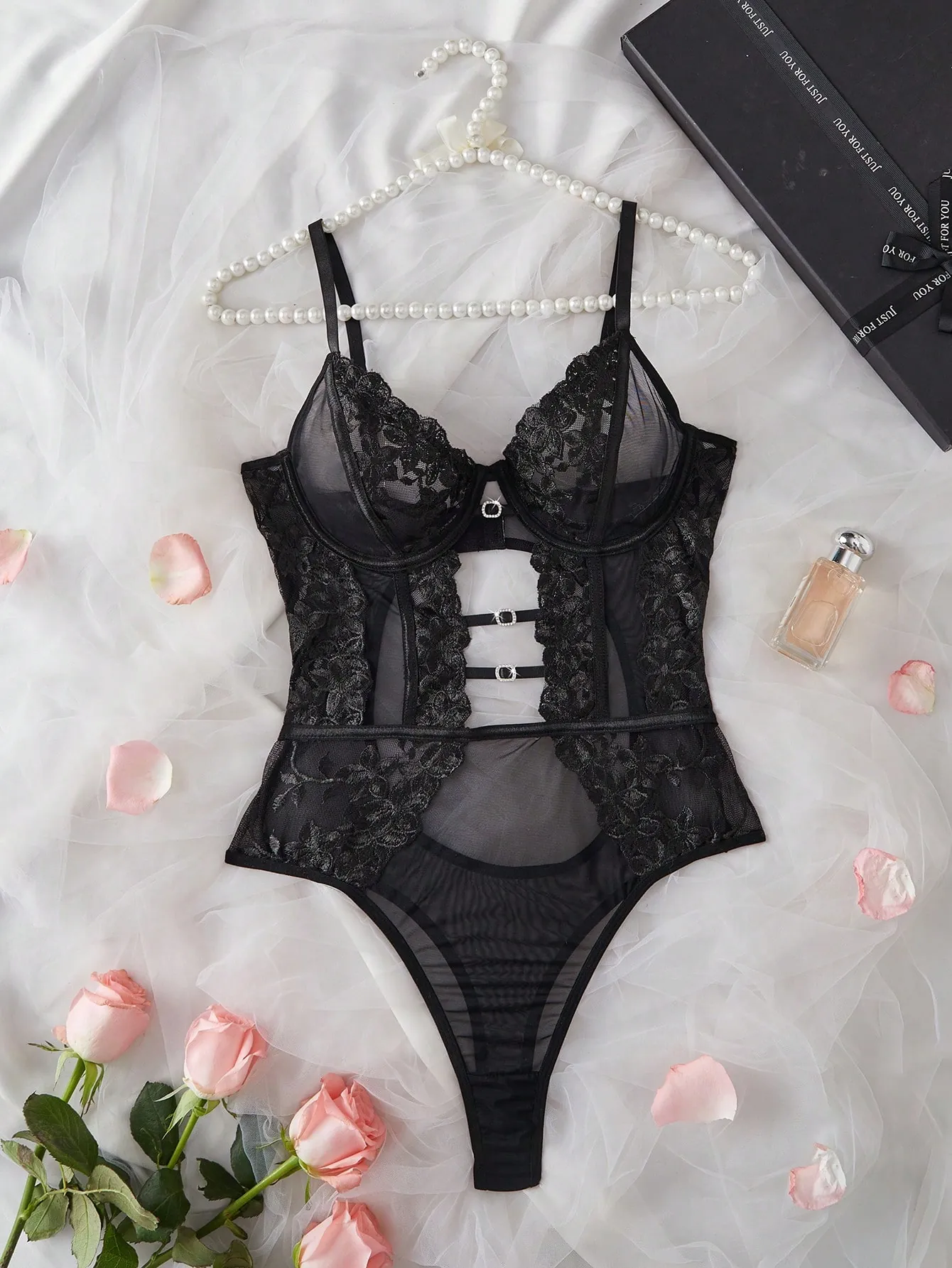 Seduluxe Body femme en maille transparente avec broderie florale – Lingerie élégante