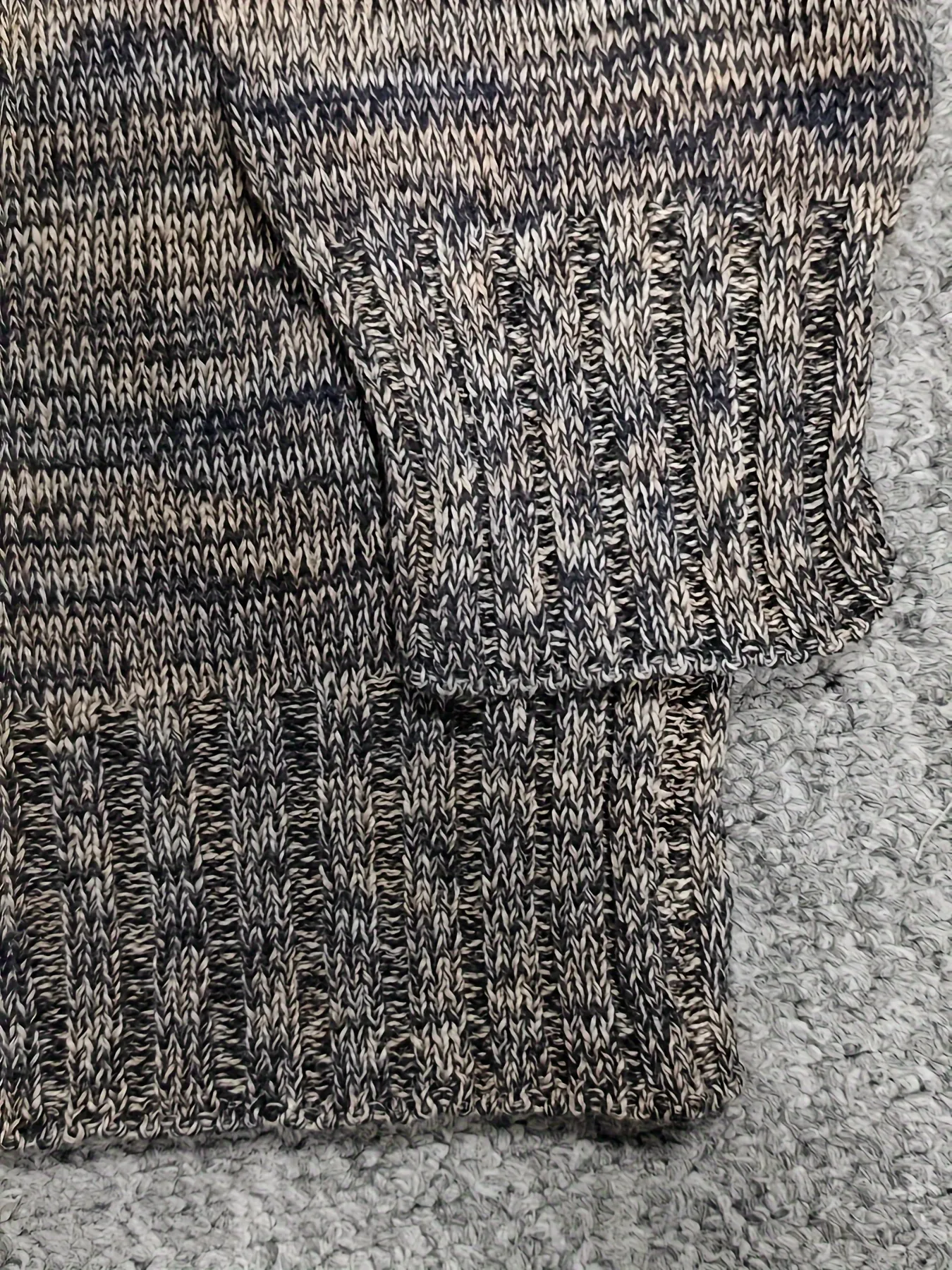 Sweat Homme en Polaire Épaisse à Col Rond – Motif Aile Blanche