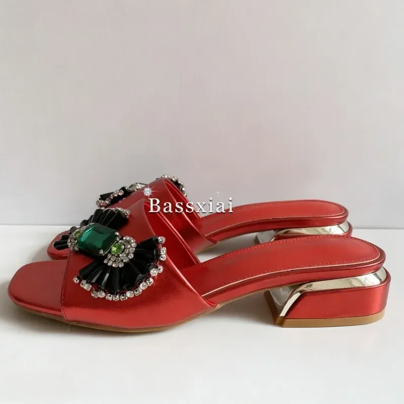 Mules Femme Rouges à Fleurs et Perles Décoratives – Été - Image 3